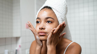 Quel nettoyant visage pour peau grasse ?