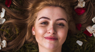 Comment atténuer les poches sous les yeux ?