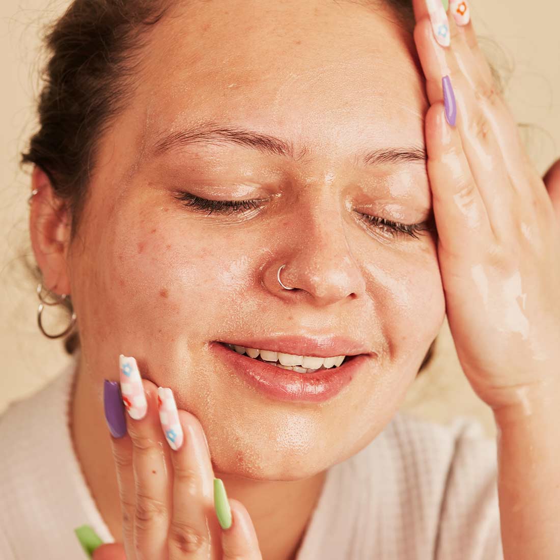 Makeup removing cleansing oil-in-milk