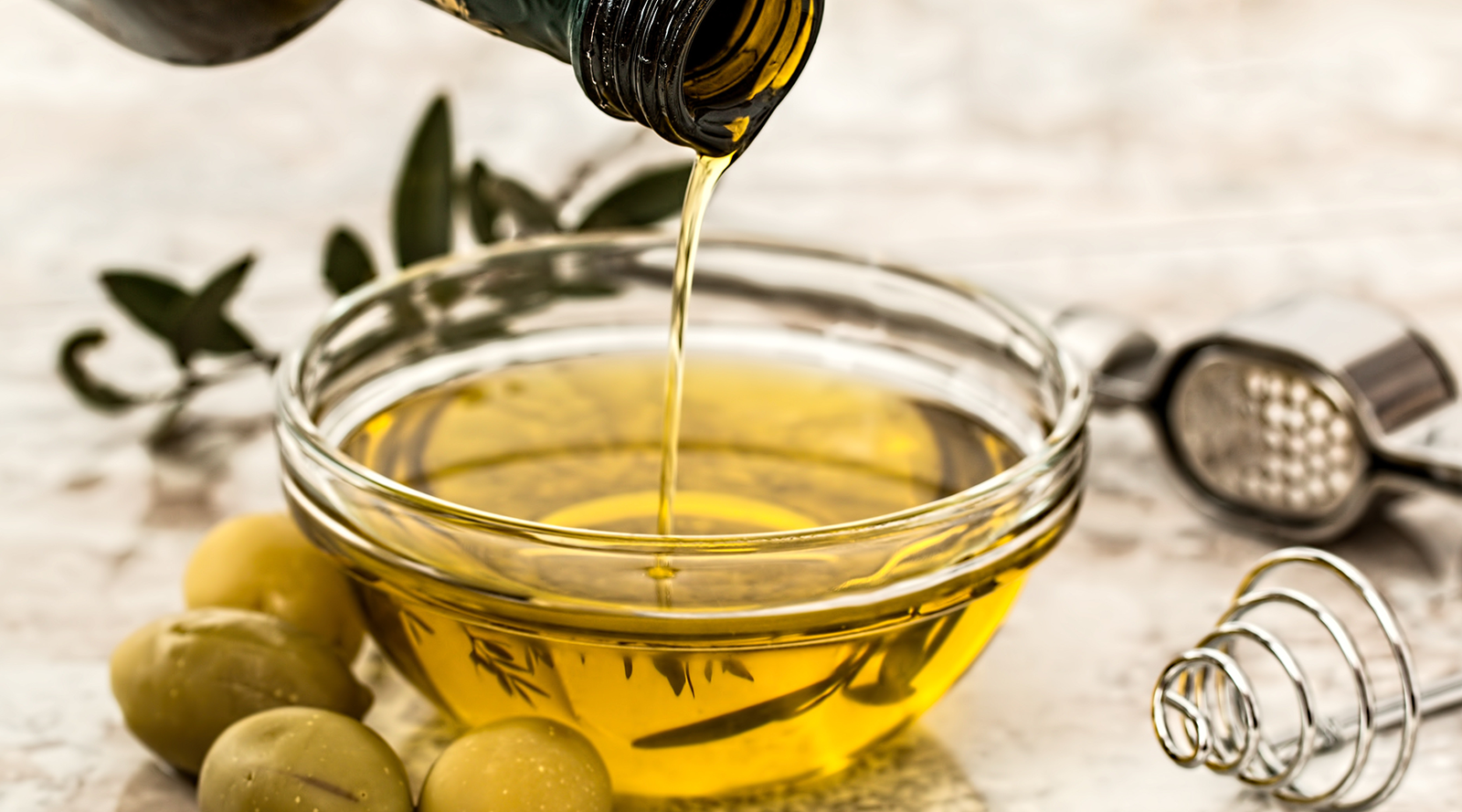 https://www.oolution.com/cdn/shop/articles/OLIVE.png?v=1612884649&width=1600