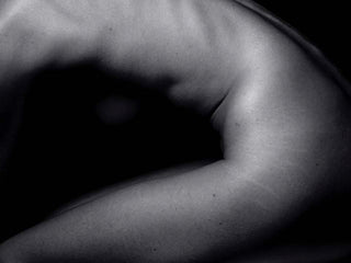 Zébrée mais assumée : 5 astuces pour prendre soin de ses vergetures