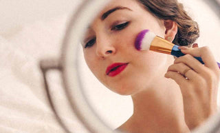 Maquillage acné : Comment maquiller sa peau acnéique ?